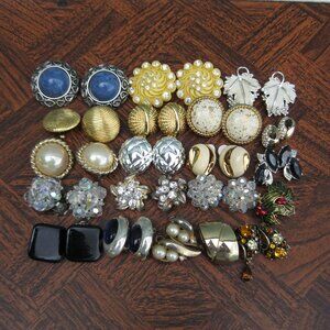 20 Pairs Of Clip On Earrings
